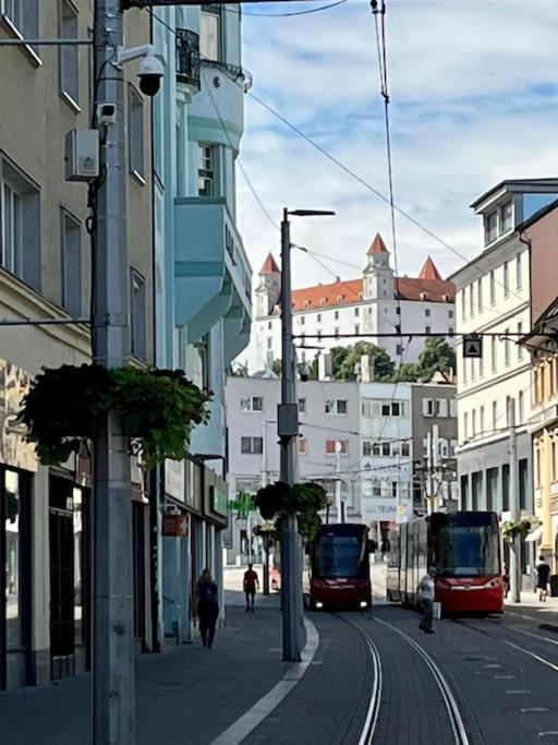 1St May Plaza Bratislava Eksteriør billede